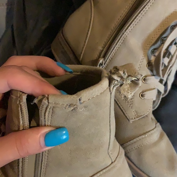 boots size 7 in woman’s - Picture 4 of 4